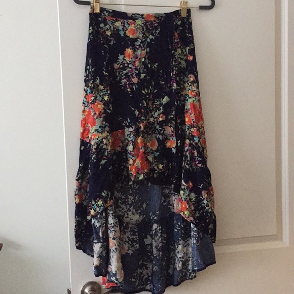 Anthropologie Dresses & Skirts - Anthropologie Floral Wrap Skirt
